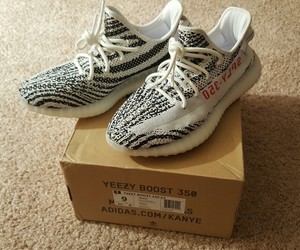adidas Yeezy Boost 350 V2 Zebra Raffle DIPT