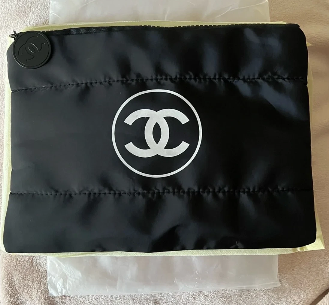 CHANEL Pouch In Makeup Bags & Cases for sale | eBay