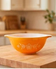 Vintage Pyrex 1.5 Quart Mixing/Serving Bowl Yellow #442