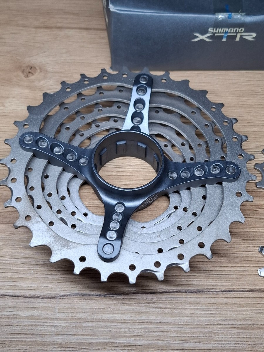 Retro Vintage Bicycle Parts NIB NOS Shimano XTR CS-M950 Hyperglide