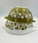 Vintage Pyrex Crazy Daisy Spring Blossom 443 & 442 Cinderella Mixing Bowl Set