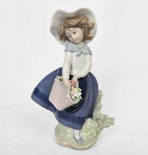 7  Vintage Lladró PRETTY PICKING Girl with Flower Basket Figurine Spain c. 1980s
