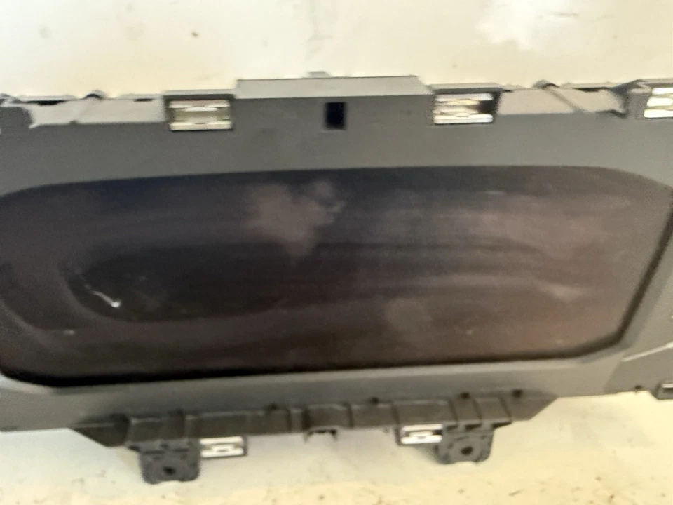 2019 2020 Volkswagen Jetta GLI Speedometer Cluster Mileage 17A-920-890 OEM 3692 Foto 3 de 4