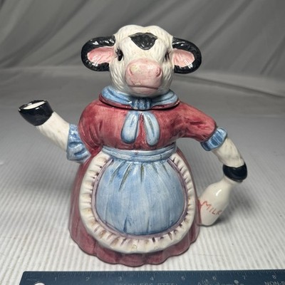 Cow Wearing Apron Teapot Anthropormorphic Vintage
