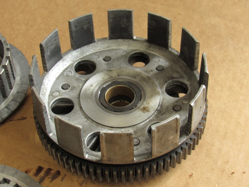 Honda 1972-1973 XL250 SL250E Engine Clutch Basket Hub Pressure Plate - Image 3 of 4