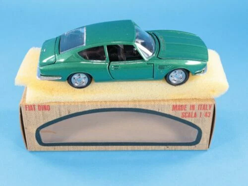 Articoli di modellismo statico scala 1:43 per Fiat