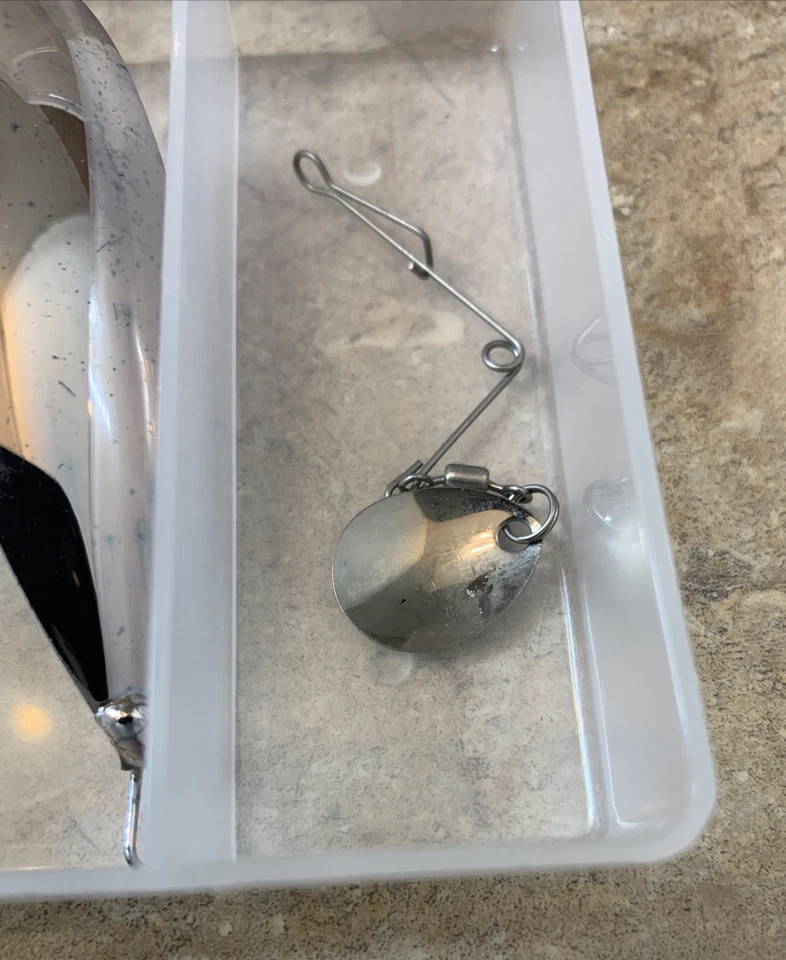 Plano 3449 Johnson’s Kessler 威士忌 Stowaway Lure 存储盒 5 隔层 美国 — 第 4/4 张图片