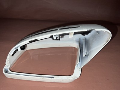 Mercedes-Benz A-class W176 Front Right Wing Mirror Frame White 