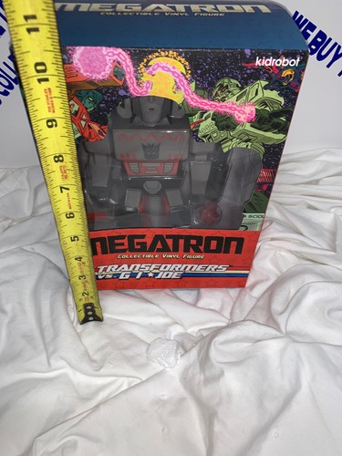 Kidrobot Transformers Vs G.I. Joe Medium Gray Megatron Vinyl Figure NEW Toys - Picture 3 of 12