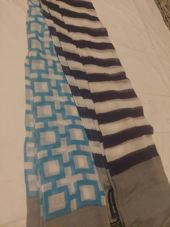 Bufanda de algodón Jonathan Adler geométrica ligera azul marino blanco  Foto 3 de 3