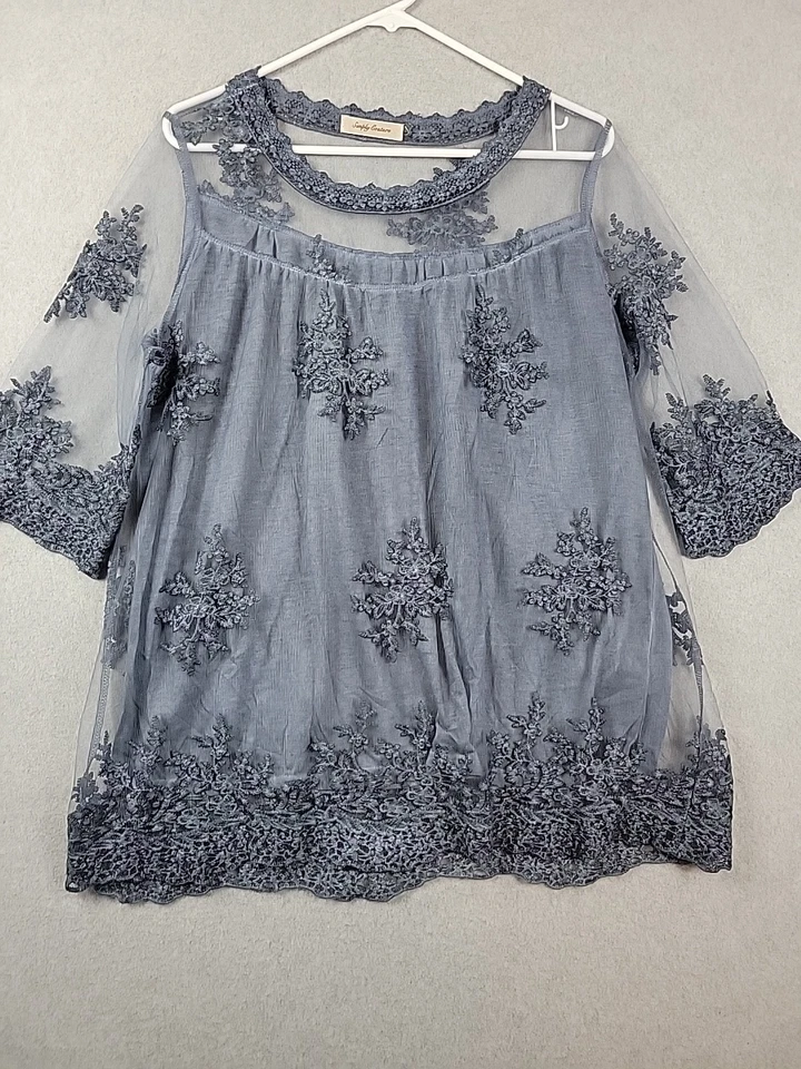 Blusa grande para mujer Simply Couture gris floral de malla bordada manga 1/2 Foto 2 de 4