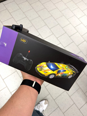 LBD RC Auto ferngesteuert mit Fernbedienung, gelb, OVP, Spielzeug Auto