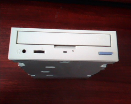Plextor PX-32TSi CD-ROM Drive 0102 97H7795 97H7796 Nov1999 SCSI 32x - Picture 4 of 4