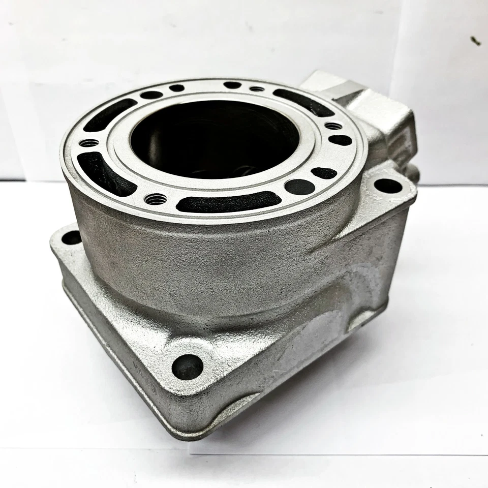 Plated Yamaha 600 Cylinder 8DF00 98-99 8DF-11311-00-00 SRX600 SRX600S 2 - Image 2 of 4