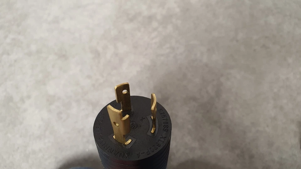 Tripp-Lite Power Cord C19 to L6-20P, 250V, 20A, 14-foot long - Image 4 of 4