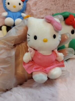Vintage Hello  Kitty Pink Angel 4'' Mini Plush Doll Pre-owned No Tag VG Cond.