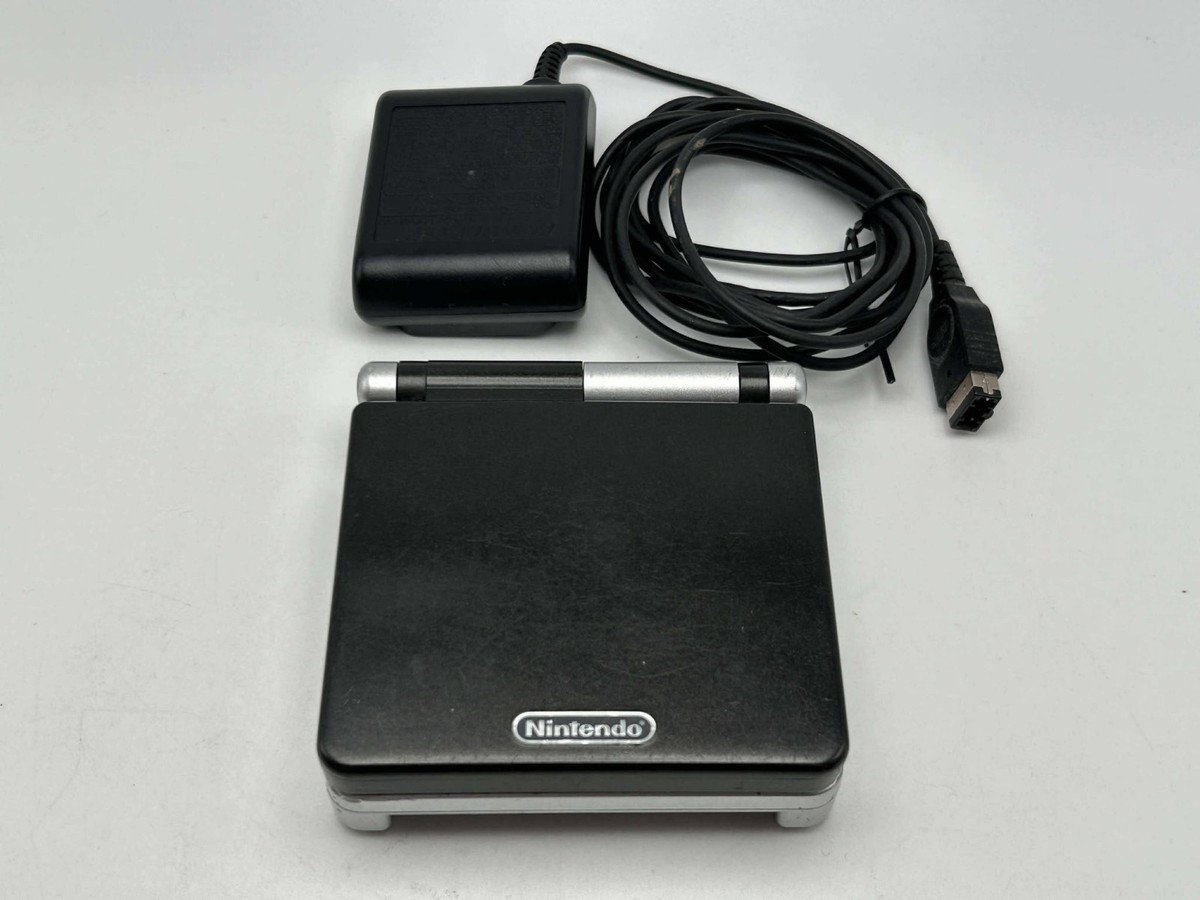 NINTENDO GAME BOY ADVANCE SP HANDHELD CONSOLE SYSTEM BLACK/SILVER
