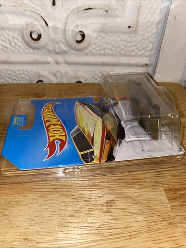 Hot Wheels 2017 Super Treasure Hunt '69 Chevelle SS 396 Muscle Mania L Case A8 - Picture 5 of 6