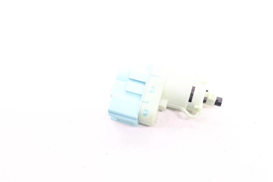 Interruptor de luz de freno Ford F-250 2011-2025 OEM Foto 2 de 4