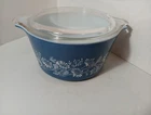 Vintage Pyrex Casserole Dish w/Lid 473-B Colonial Mist Flowers Daisy Blue 1L