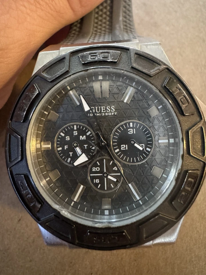 RELOJ FORCE 100M VINTAGE PARA HOMBRE GRANDE ADIVINAR DIVERS SPORT W0674G8 COLOR GRIS FUNCIONA Foto 3 de 4