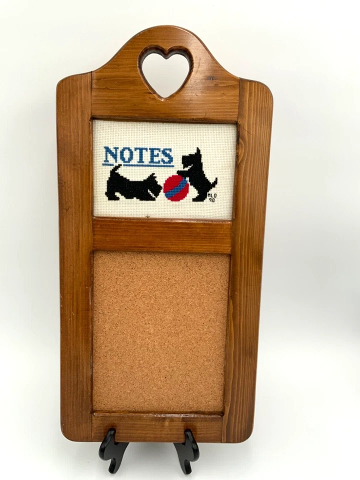 1990 Handmade Needlepoint Scottish Terrier Dogs Corkboard Wood Wall Hanger - Image 2 of 4