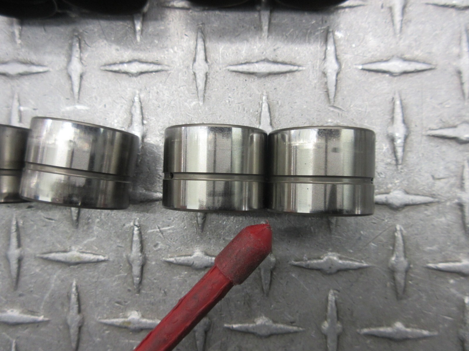 2008 Ferrari F430 Spider Right Cylinder Head Tappets Tappet Bucket 247480