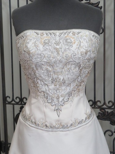 P11W CASABLANCA 1835 SZ 14 $1199 PLEATED BEADED SATIN FORMAL GOWN DRESS - Picture 4 of 18
