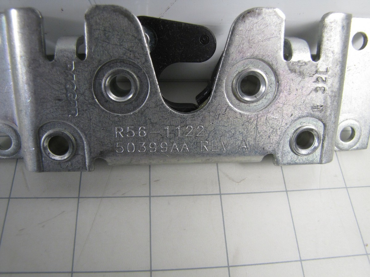Paccar 50399AA Kenworth R56-1122 RH Cab Door Latch Passenger Side 