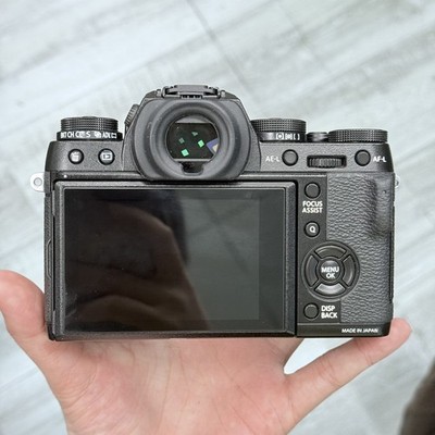 Fujifilm Fuji X-T1 XT1 Mirrorless Digital Cam(Body Only) w