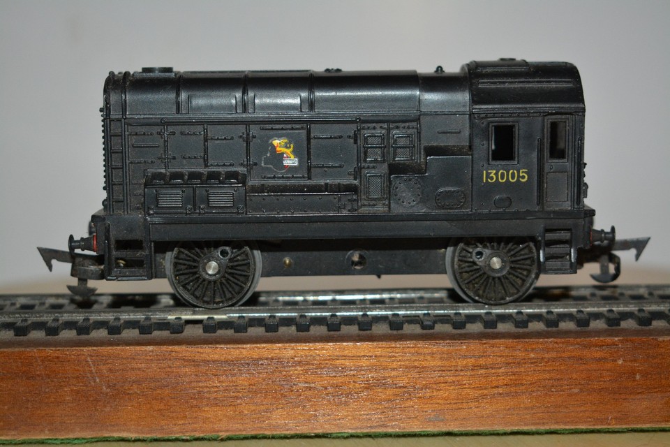 Tri-ang BR 08 0-6-0 Diesel 13005 Spares/Repairs OO Gauge | eBay UK