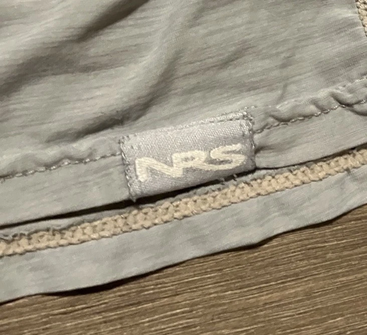 NRS Silkweight Hoodie Men’s Size Medium Gray Performance UPF 50 Fish Boat - Image 2 of 4