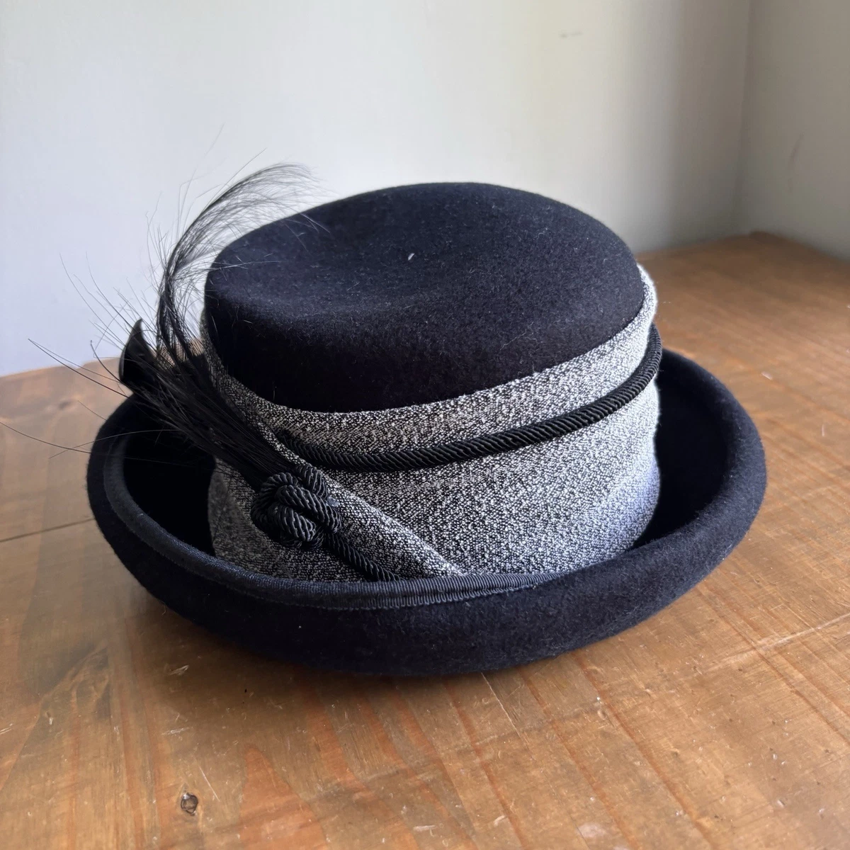 MR. D FEATHER WOOL HAT.  RARE FIND Vintage 40s Feather Hat Rare Unique Statement Hat With  main image 3