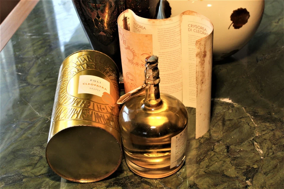 GRAPPA POLI CLEOPATRA MOSCATO ORO 40° 70 cl. POLI DISTILLERIE SCHIAVON - VENETO - Immagine 4 di 4