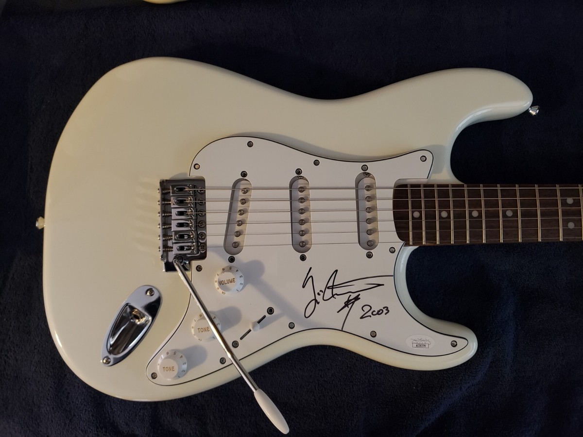 ギター Fender USA Yngwie Malmsteen Signature YNGWIE J. MALMSTEEN SIGNED GUITAR FENDER SQUIRE RARE VINTAGE