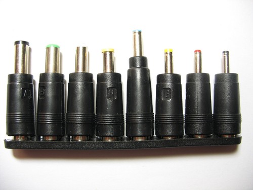 8 AMP 12 VOLT AC/DC DESKTOP POWER ADAPTOR SUPPLY CHARGER UNIVERSAL (MULTI JACK) - Picture 2 of 3