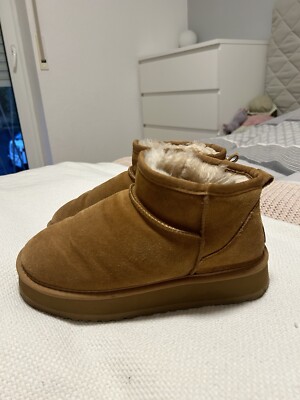 Ugg Boots 40 Plateau Mit Karton !