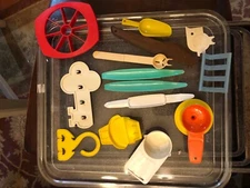 VTG Tupperware Gadgets Party Favors Items Cheese Slicer Apple Core Lettuce Tool