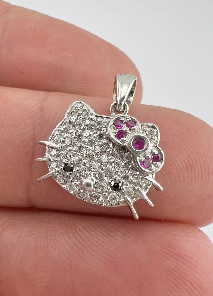 Colgante Kimora Lee Simmons HELLO KITTY Oro Blanco 18k Circonitas Cúbicas Foto 3 de 4