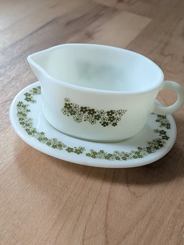 VTG Pyrex Crazy Daisy Gravy Boat 77-B Drip Plate 77-U Spring Blossom