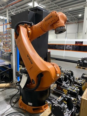 KUKA KR360 R2830