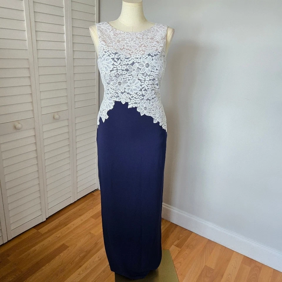Lauren Ralph Lauren Navy Floral Lace Gown Size 14 Elegant Formal Classic Evening - Image 2 of 4