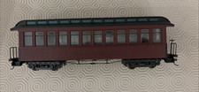 Bachmann Spectrum On30 26398 Coach Car lighted interior burgandy & black