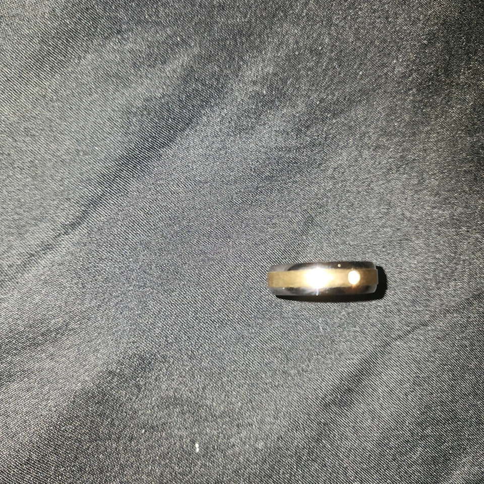 10kt Gold-SS Men's Diamond Solitaire Ring Gold Band W/ Stainless Steel OuterEdge - Image 3 of 4