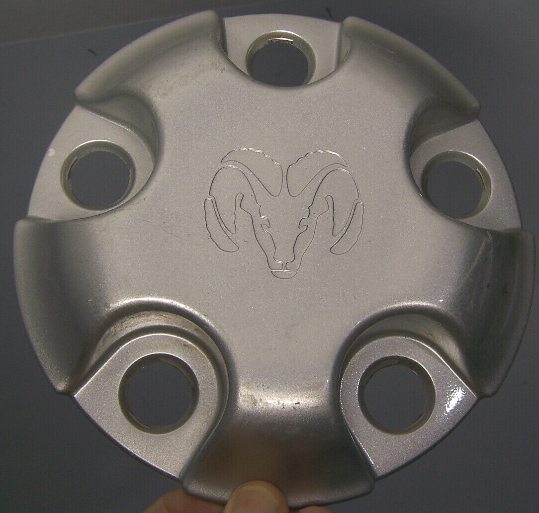 20022009 Dodge RAM 1500 Wheel Center Cap 5hc16trmac Hubcap OEM J497