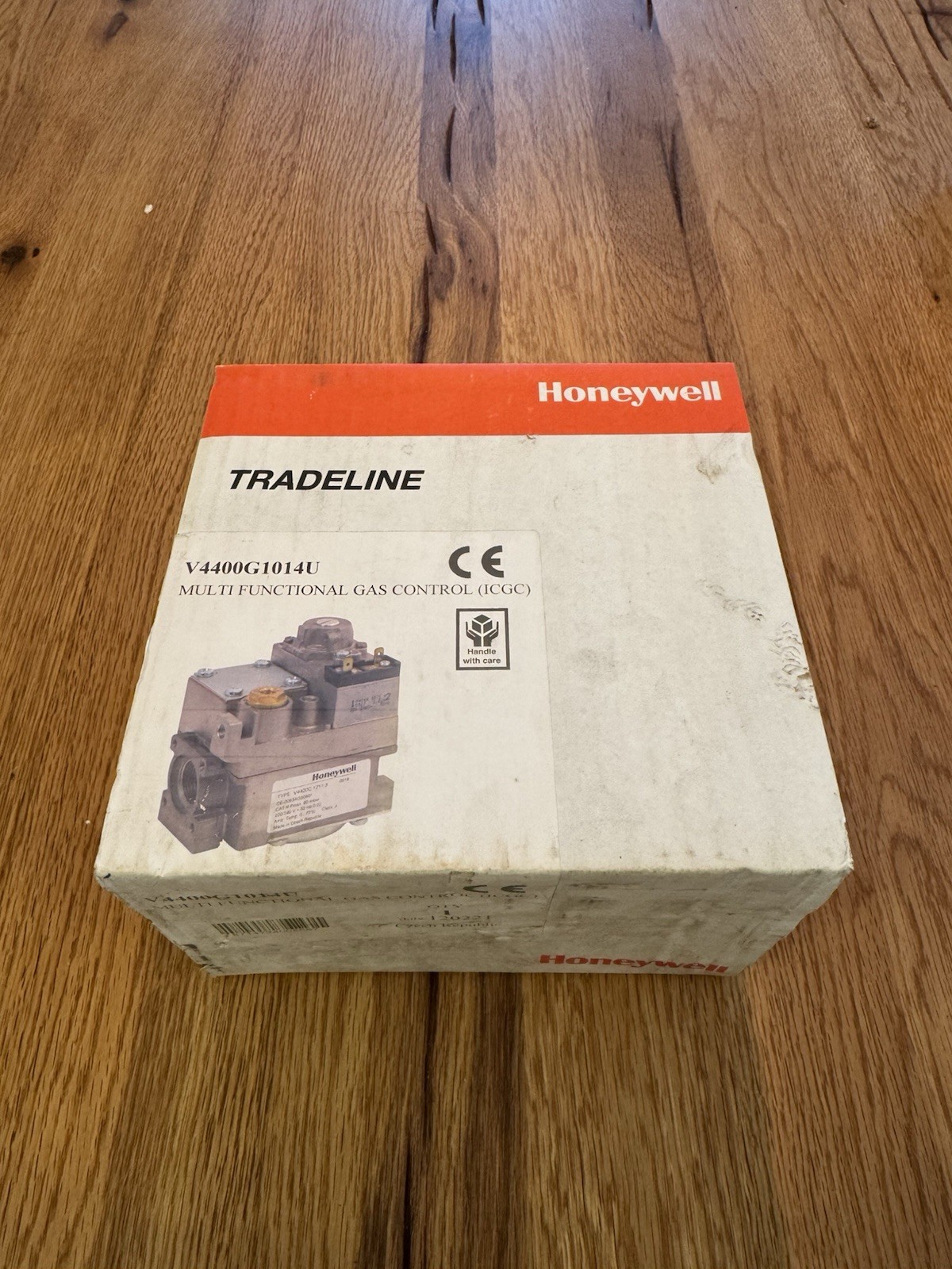 Honeywell Gas Valve V4400G1014U Multi Functional Gas Control ICGC Brand New