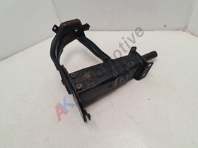 Mercedes CLS 320 CDI W219 - Front Drivers Right Chassis Leg Extension