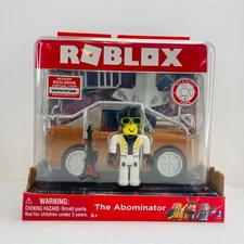 Roblox The Abominator Vehicle Action Figure w/Exclusive Virtual Item Gift Toys