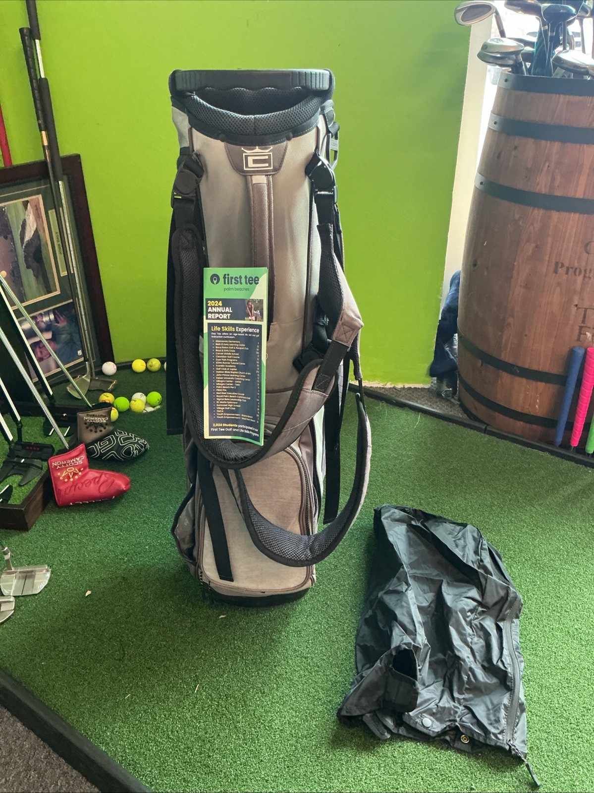 Cobra Ultralight Stand Bag 5 Way Dividers W/ Rain Cover