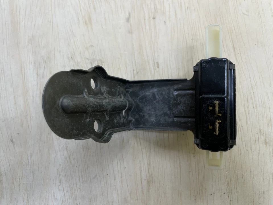 GM OEM Trans Kick Down Switch 67-69 Grand Prix Bonneville Catalina 9787122 NOS - Изображение 2 из 3